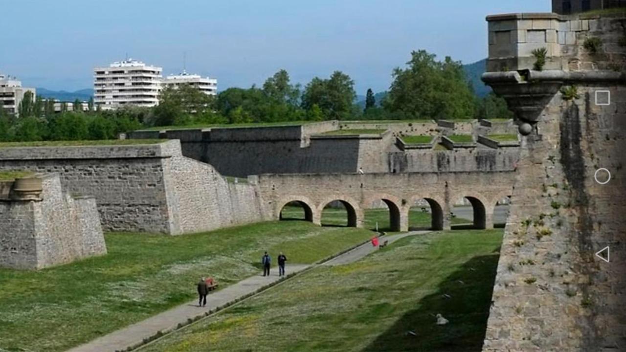 La Terraza De Zahara Lägenhet Pamplona Exteriör bild